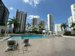 Apartment for Sale in San Francisco - 3 bedrooms