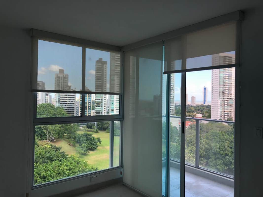Elegant lobby with reception, sofa seating PH Residencias del Sol Panama