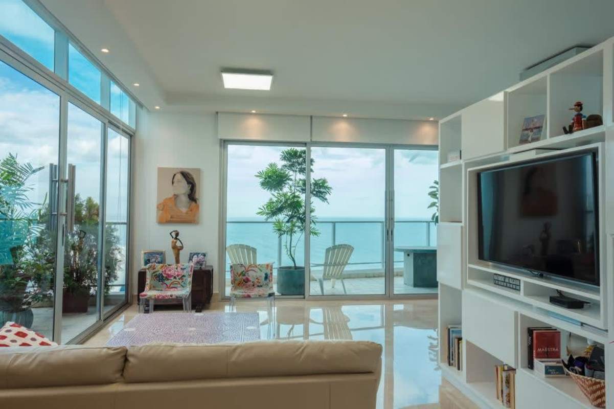 Luxury 5BR Oceanview Penthouse Loft Pacific Village Punta Pacifica