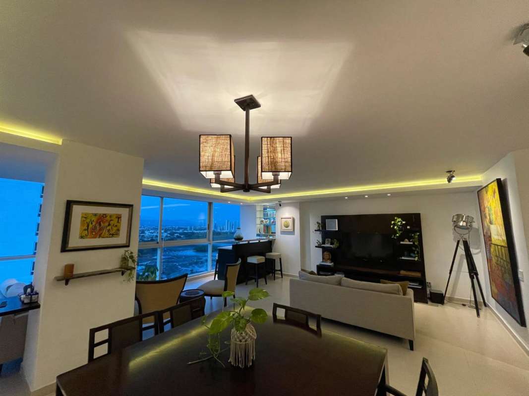 Luxury open living room with ocean skyline views PH Veranda Coco del Mar Panama