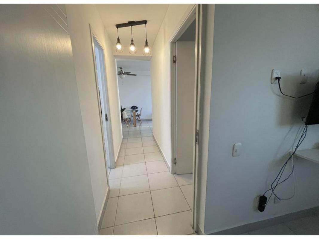 Skyline rooftop swimming pool with city view PH Solok Carrasquilla San Francisco Panama City