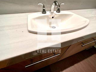 Apartment for Sale in San Francisco - 3 bedrooms