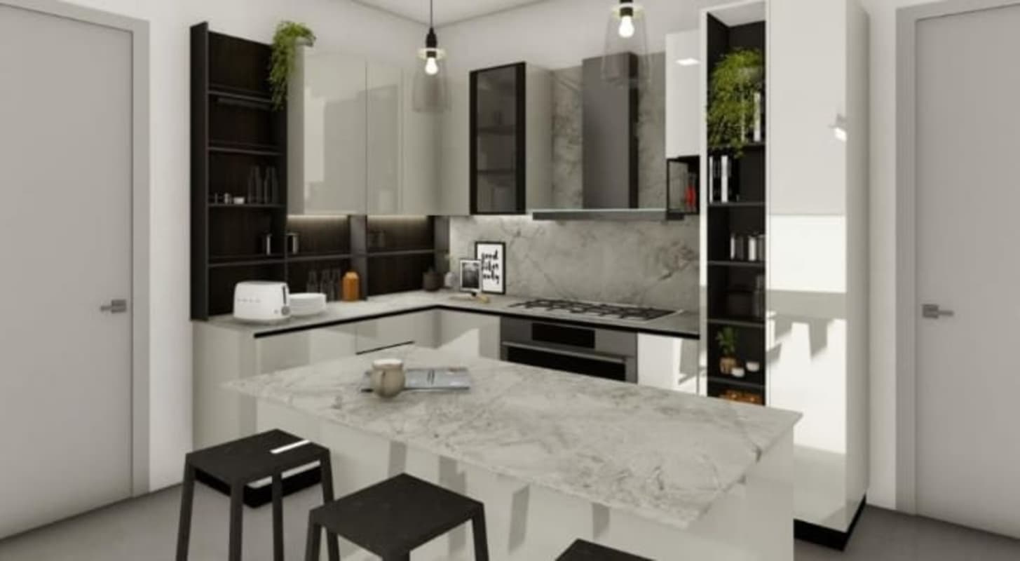 Bright master suite with en-suite bath, floor-to-ceiling windows and golf view at The Ivy in Santa María Panama City