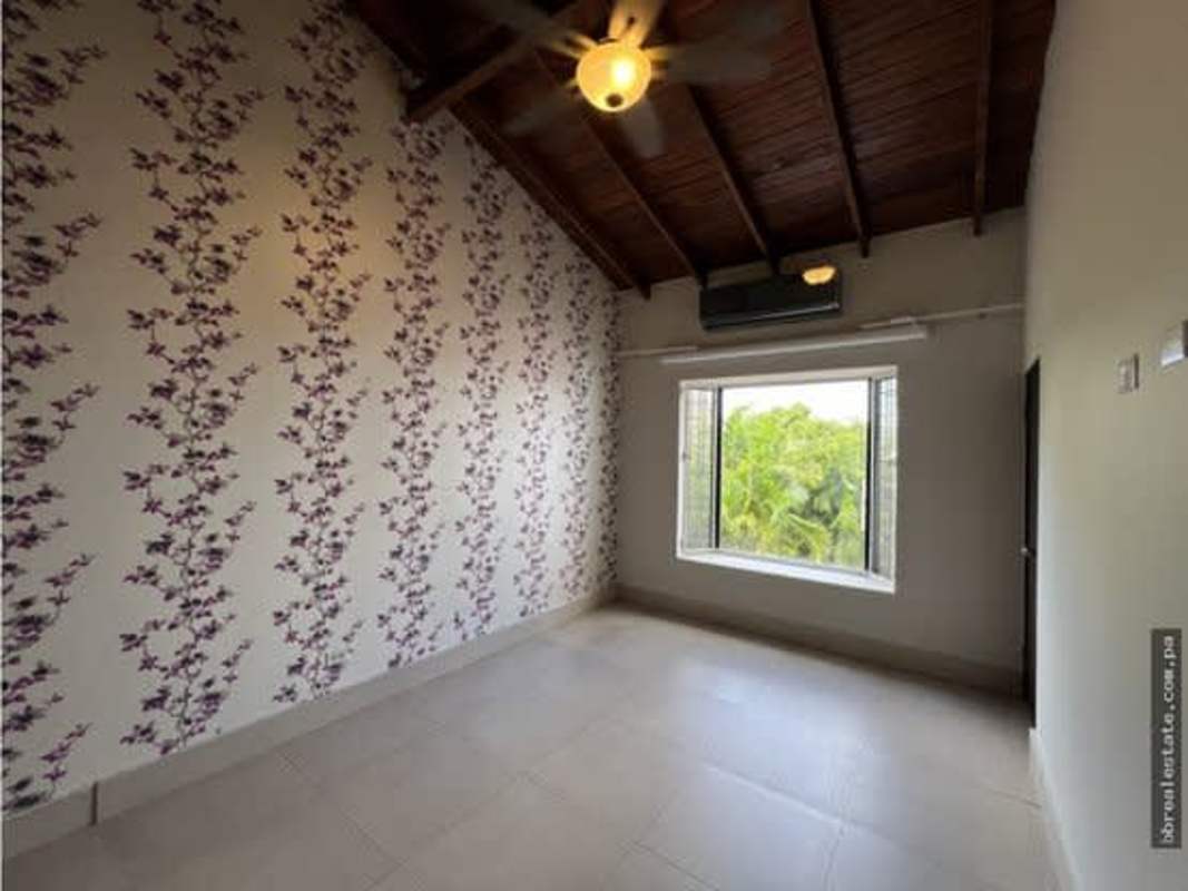 Spacious 3BR Family House with Pool for Rent Dos Mares Betania