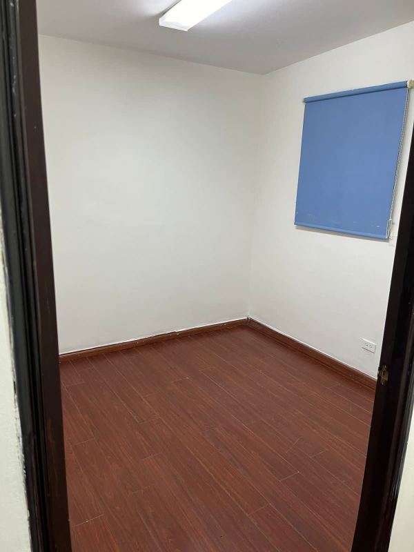 Spacious front reception or living area in mixed-use property Villa Cáceres for sale in Panama