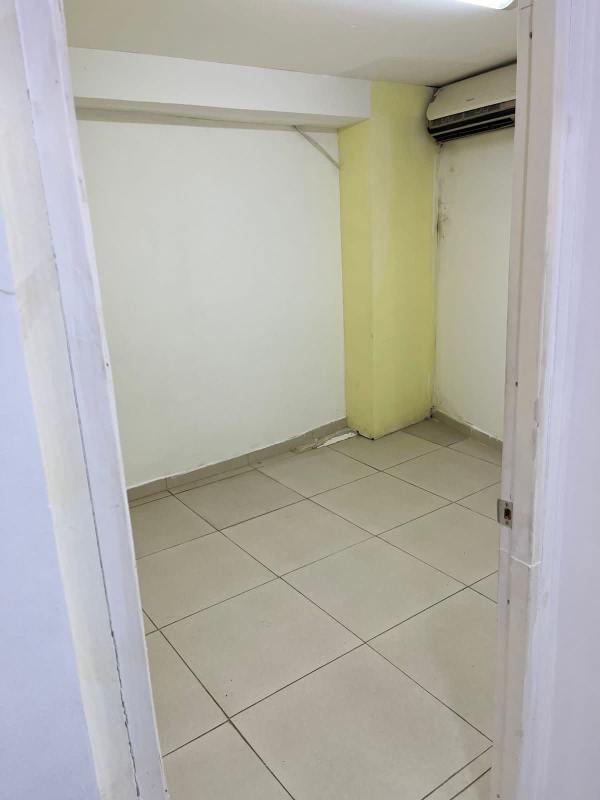 Wide hallway providing access to multiple rooms in Villa Cáceres property for sale in Panama City