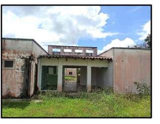 Exterior of unfinished modern house with driveway and yard in Villa Odila Bugaba Chiriquí Panama