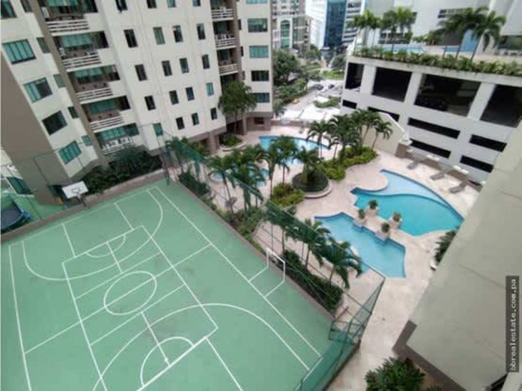 Dining room with open ocean panorama in PH Ocean Park luxury apartment Panama City