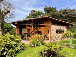 House for Sale in El Farallón - 5 bedrooms