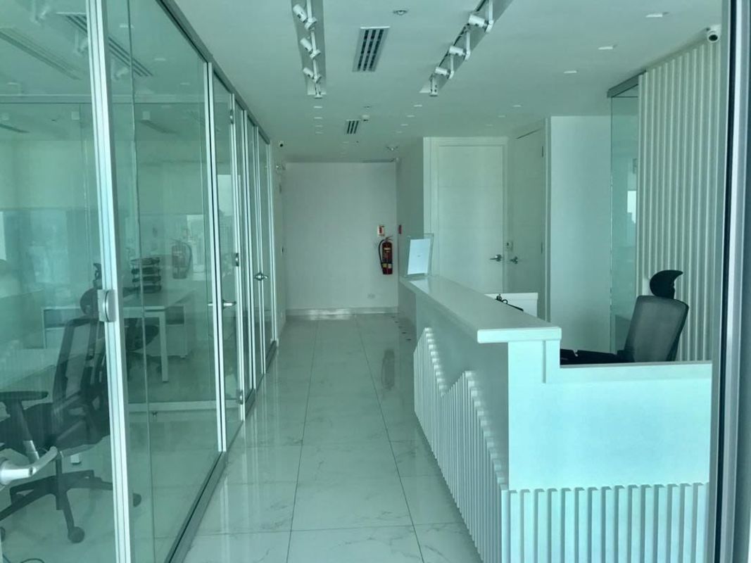 Luxury commercial office with glass partitions panoramic view PH Ocean Club Punta Pacifica Panama