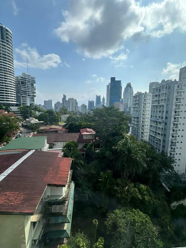 View from apartment showing Panama City skyline in PH Las Torres La Cresta