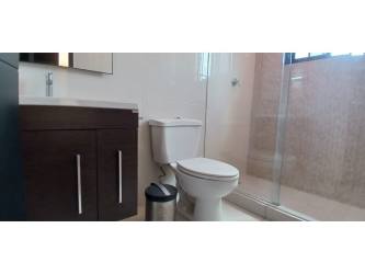 Bright second bedroom with AC and closet in PH Woodlands Panama Pacifico