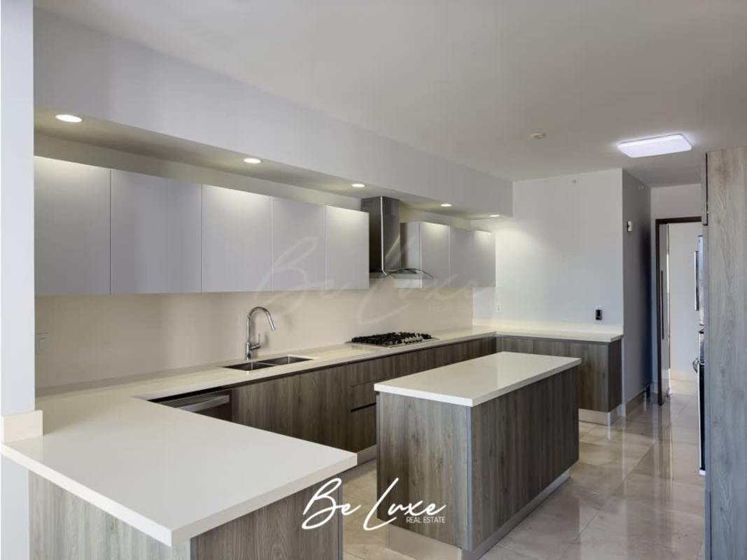 Luxury 3BR Apartment with Golf & Ocean Views Santa María