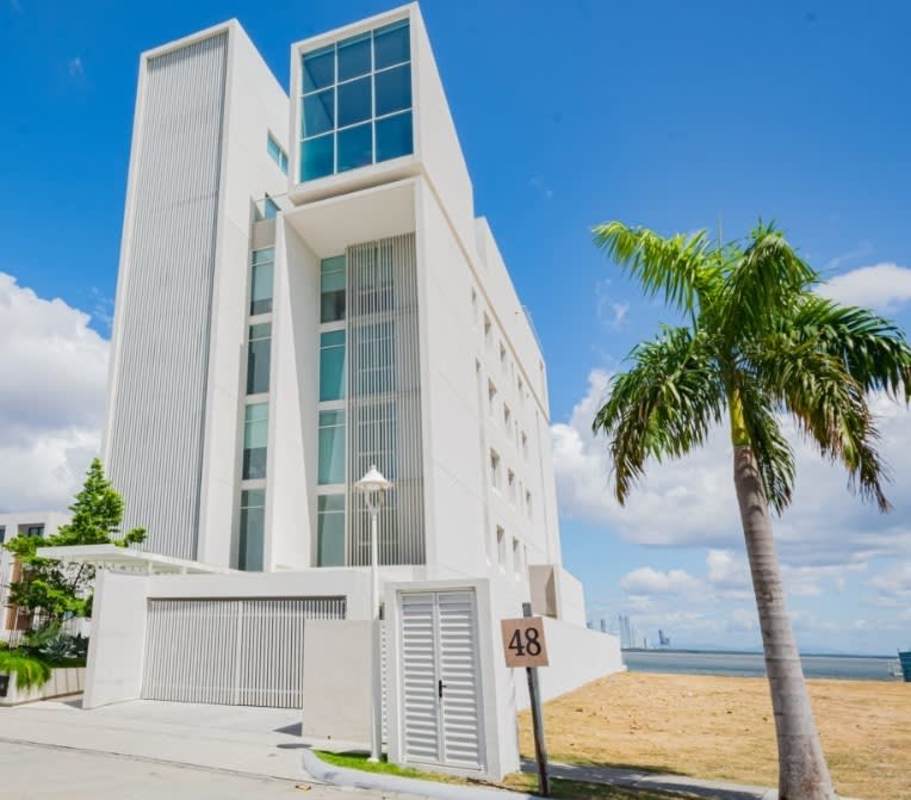 Elegant multi-story luxury tower with private marina on Ocean Reef Islands Panama