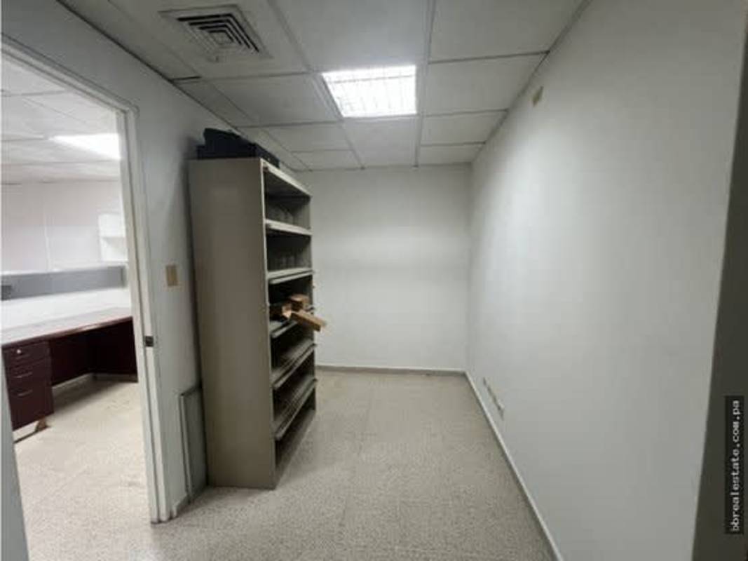 Spacious warehouse with concrete floors and metal beams in Costa del Este commercial area near Corredor Sur