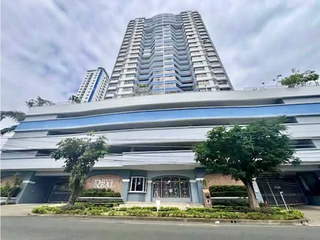 Apartment for Sale in San Francisco - 3 bedrooms