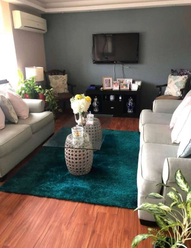 Kitchen with granite countertops and cabinets in PH Chaquira Plaza El Carmen Panama