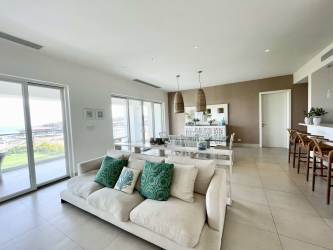 Luxury Beachfront Condo 3BR Casamar Marina Azul