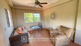 Beachfront House for Sale in Chumico / La Pintada - 6 bedrooms