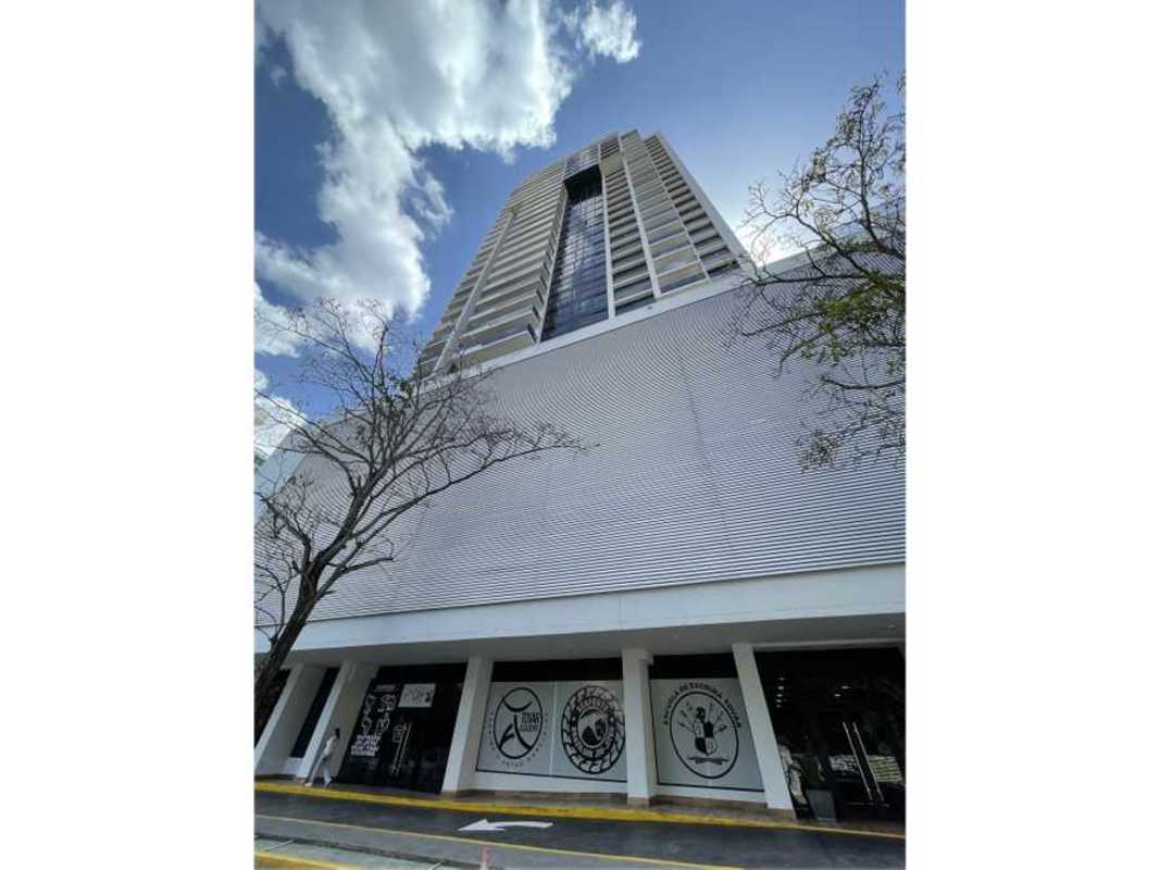 Spacious panoramic balcony overlooking city skyline at PH Carreras Tower El Cangrejo Panama