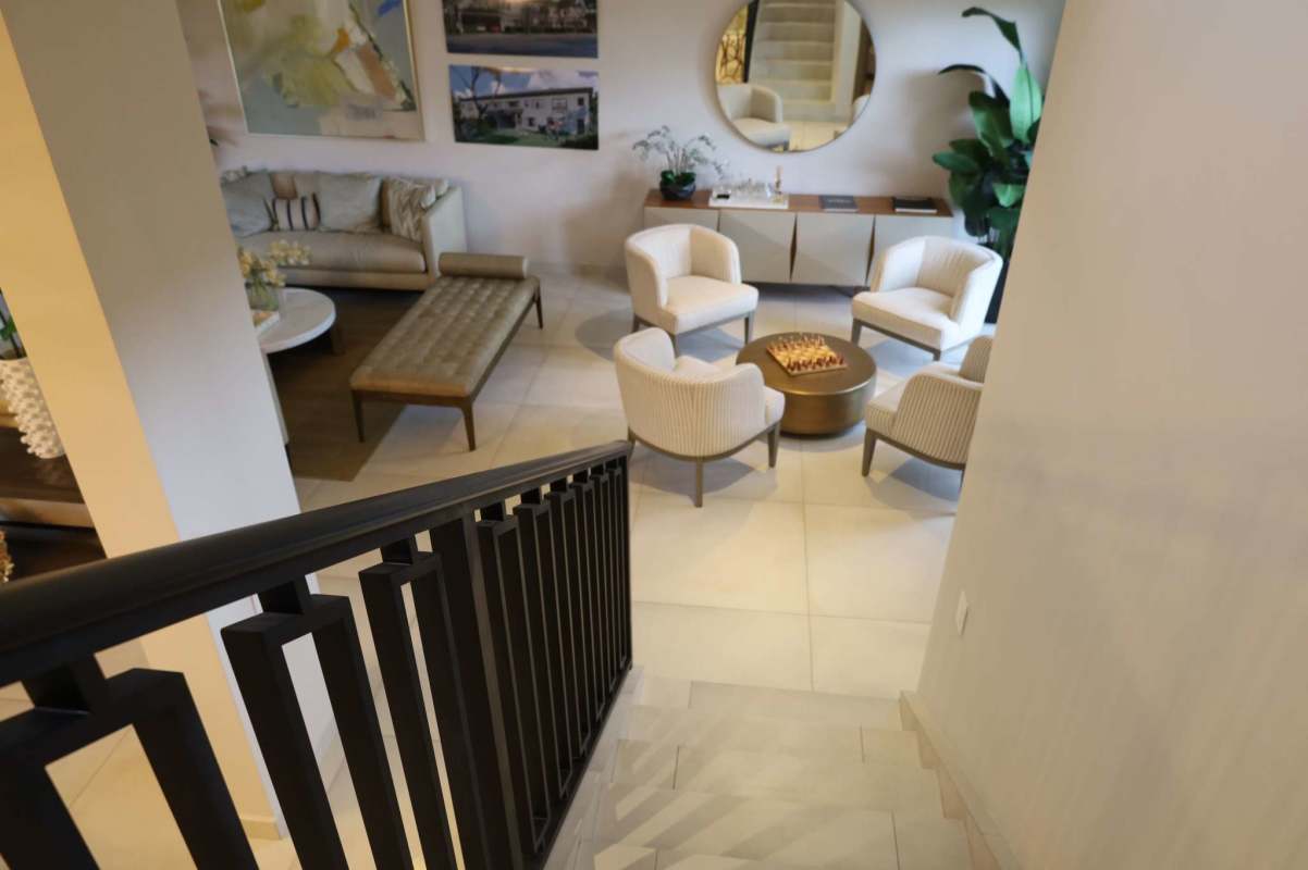 Luxury 4BR House with Pool Santa María PH The Woods