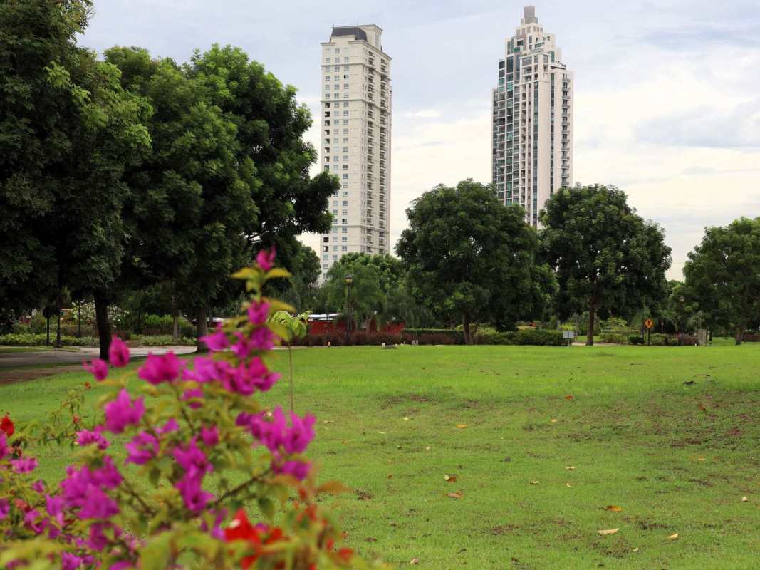 Park area with water feature in Santa María Golf & Country Club community
