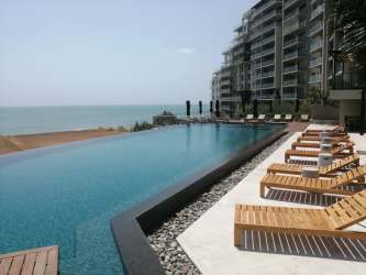 Beachfront 3BR Condo with Terrace & Padel Courts Punta Caelo