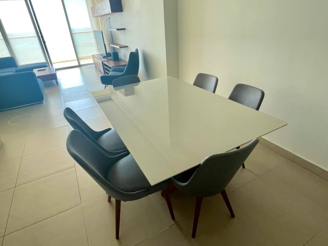 Fully equipped kitchen with granite countertops and stainless steel appliances in PH Rivage Tower Panama