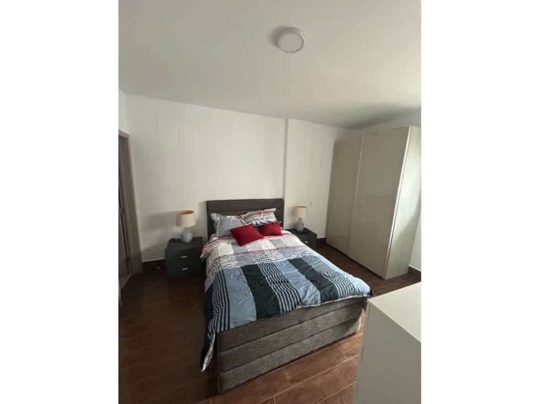 Large bedroom with built-in closet space, bright windows PH Costa Mare Panama