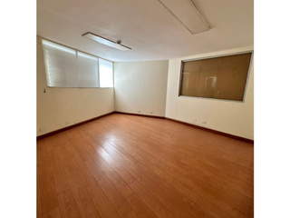 Warehouse + Commercial offices for Rent in La Locería / Tumba Muerto - 0 bedrooms