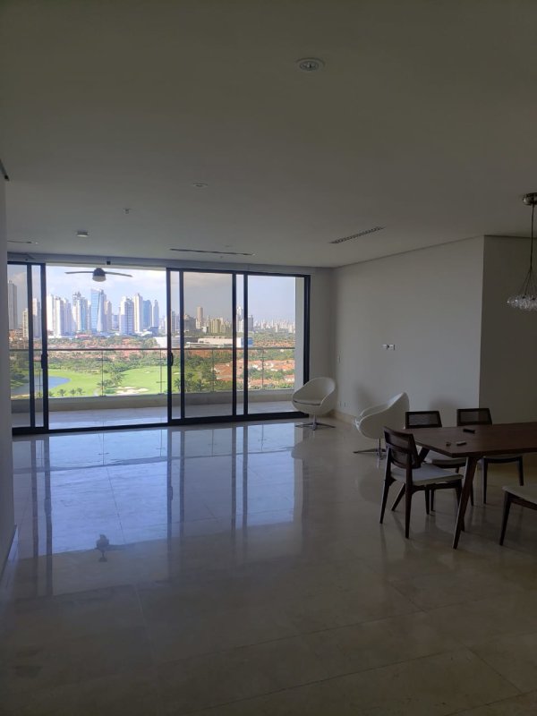 Luxury 3BR Condo with Golf Views Santa Maria Panama