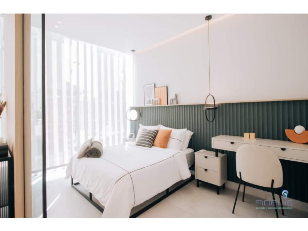 Minimalist modern bedroom with ample natural light in PH Generation Tower Costa del Este