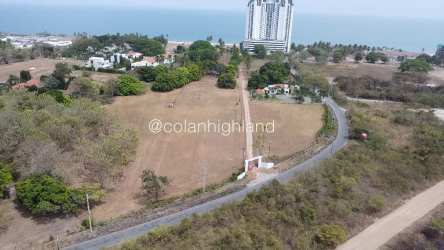 Large oceanfront lot with beach access in Playa Blanca Panama for development