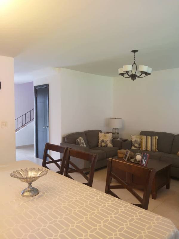 Kitchen with granite countertops and modern cabinetry PH Villa Tiber Panama City
