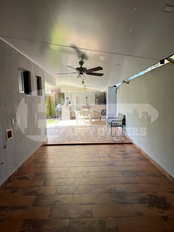 Terrace patio with brick BBQ, ceiling fans, outdoor dining area in Residencial Versalles Don Bosco Panama