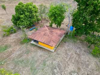 Ranch of 26.4 ha near Divisa with farmhouses in Soná - View 5