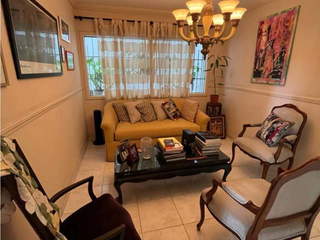 Apartment for Sale in San Francisco - 3 bedrooms