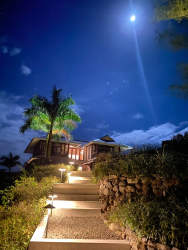 Spacious suite boasting ocean views and elegant furnishings at Denter Tumas Villas Pedasi Panama