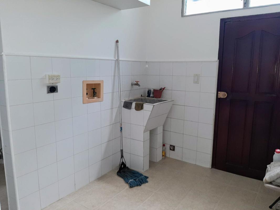 Spacious living room with natural light marble floors air conditioning in house for rent San Francisco Panama City