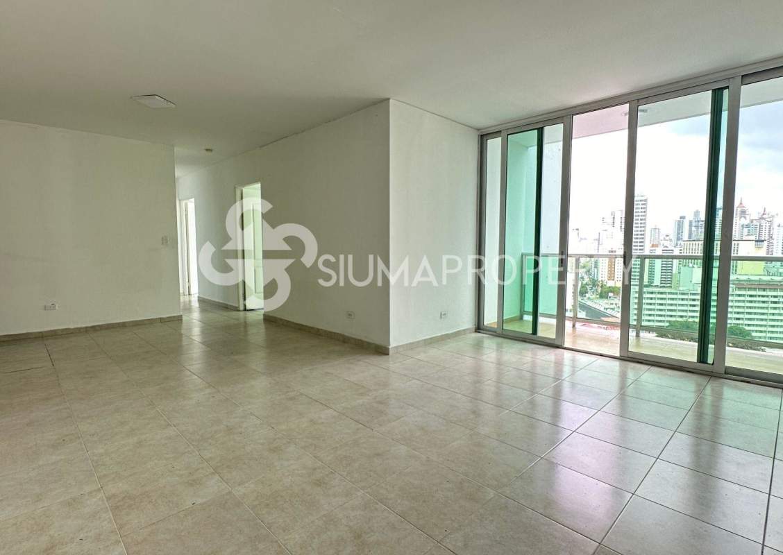 Elegant double-height lobby with marble floors at PH Seawaves Bella Vista