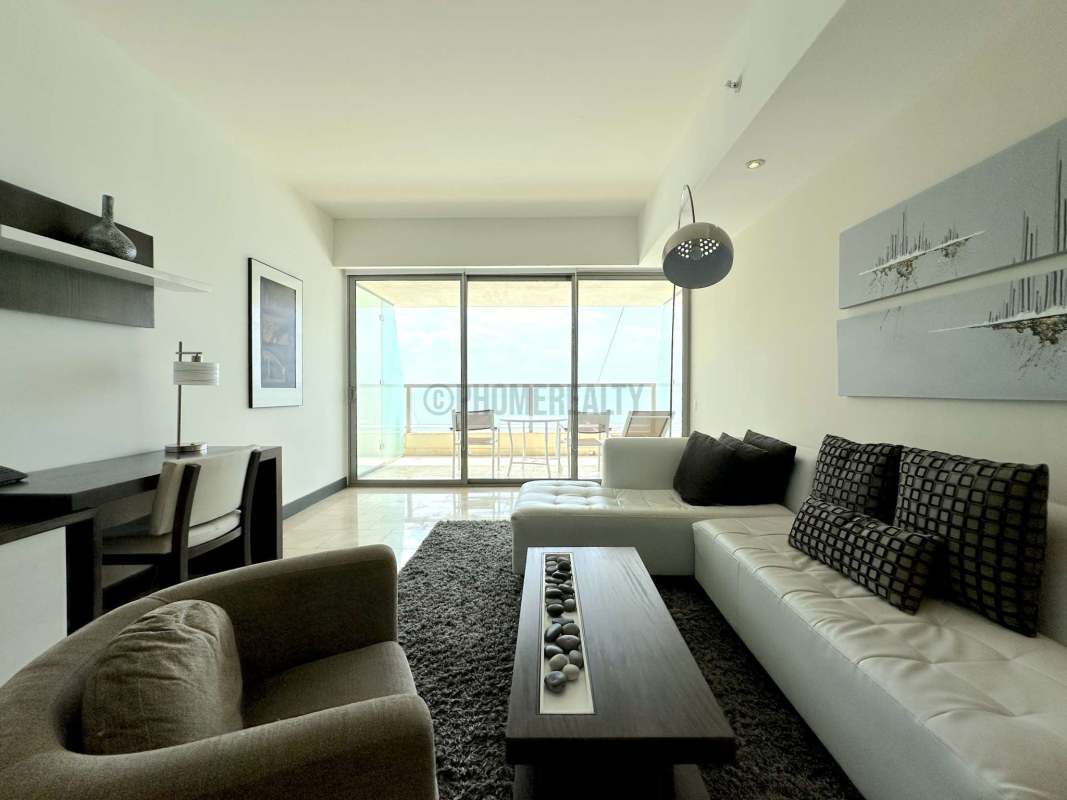 Spacious modern studio with elegant furnishings at JW Marriott Panama