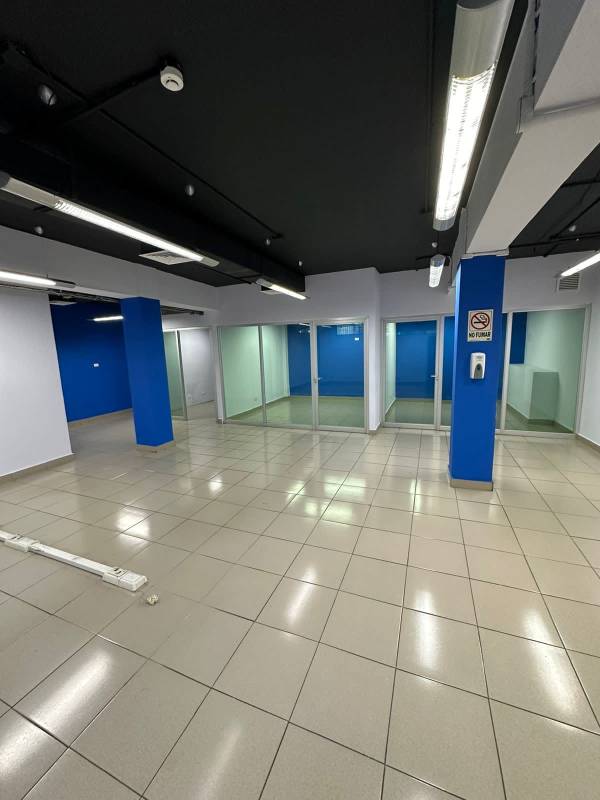 Private glass office modern blue accent wall PH BICSA Tower Panama