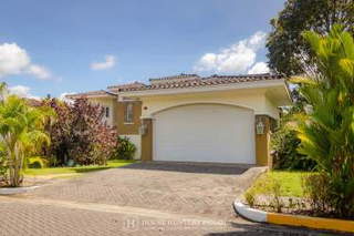 House for Sale in Arraiján - 3 bedrooms