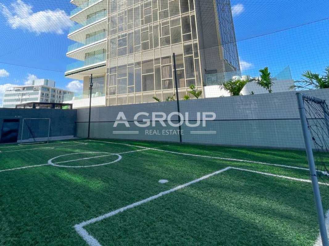 Luxury 3BR Golf View Apartment PH Empire Santa Maria