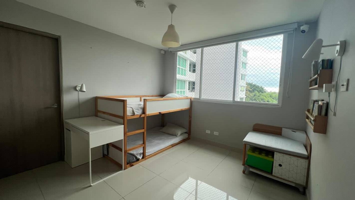 Kids bedroom bunk bed natural light minimalist PH Forest Gate Albrook Panama