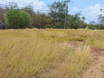 Investment development land corner with power access along highway in Sajalices Panama Oeste