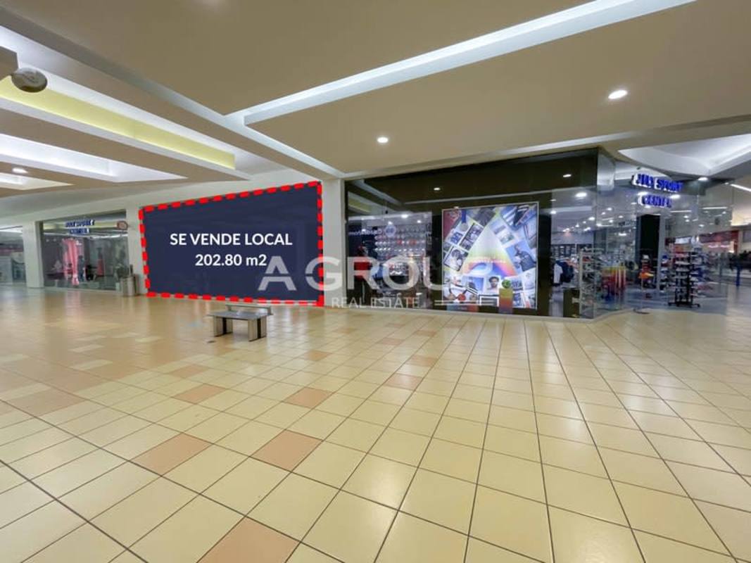 Commercial interior with glass frontage and open layout inside Albrook Mall Panama City