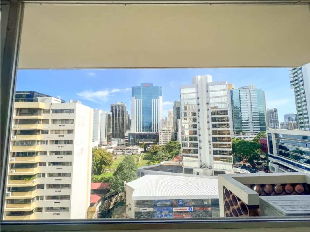 Enclosed balcony with city skyline views PH Diplomático in Obarrio Panama