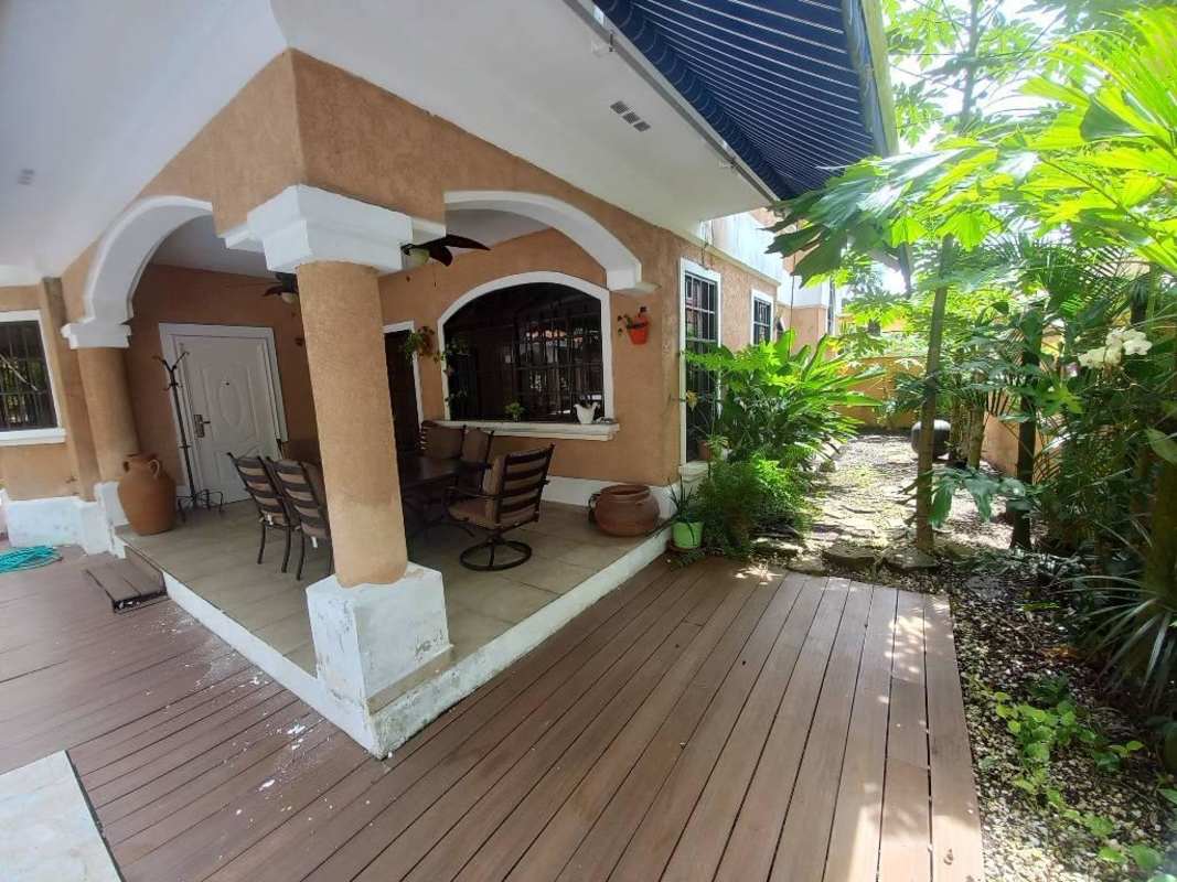Clayton Village 4BR 4BA House Garden Near Albrook