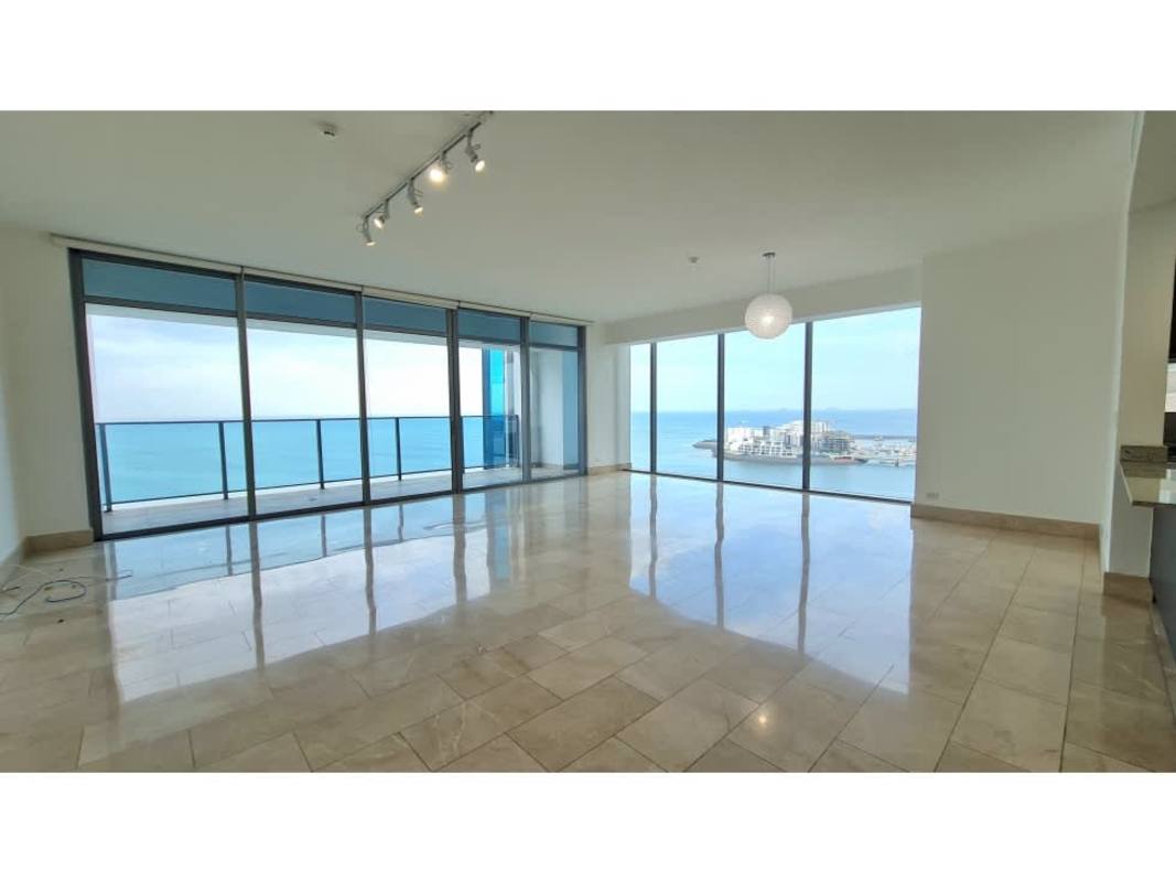 Bedroom with floor-to-ceiling windows and oceanfront balcony PH Grand Tower Punta Pacifica Panama